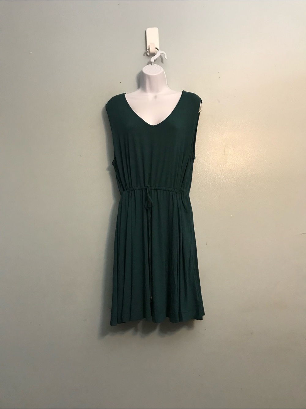 Sleeveless V-Neck Drawstring Waist Dress - Deep Green